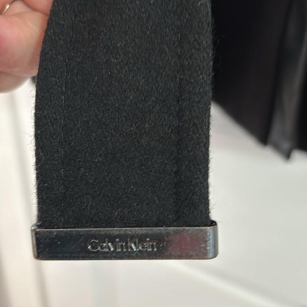 Gently used Calvin Klein Coat. Size 6. Great buy. - Picture 3 of 5